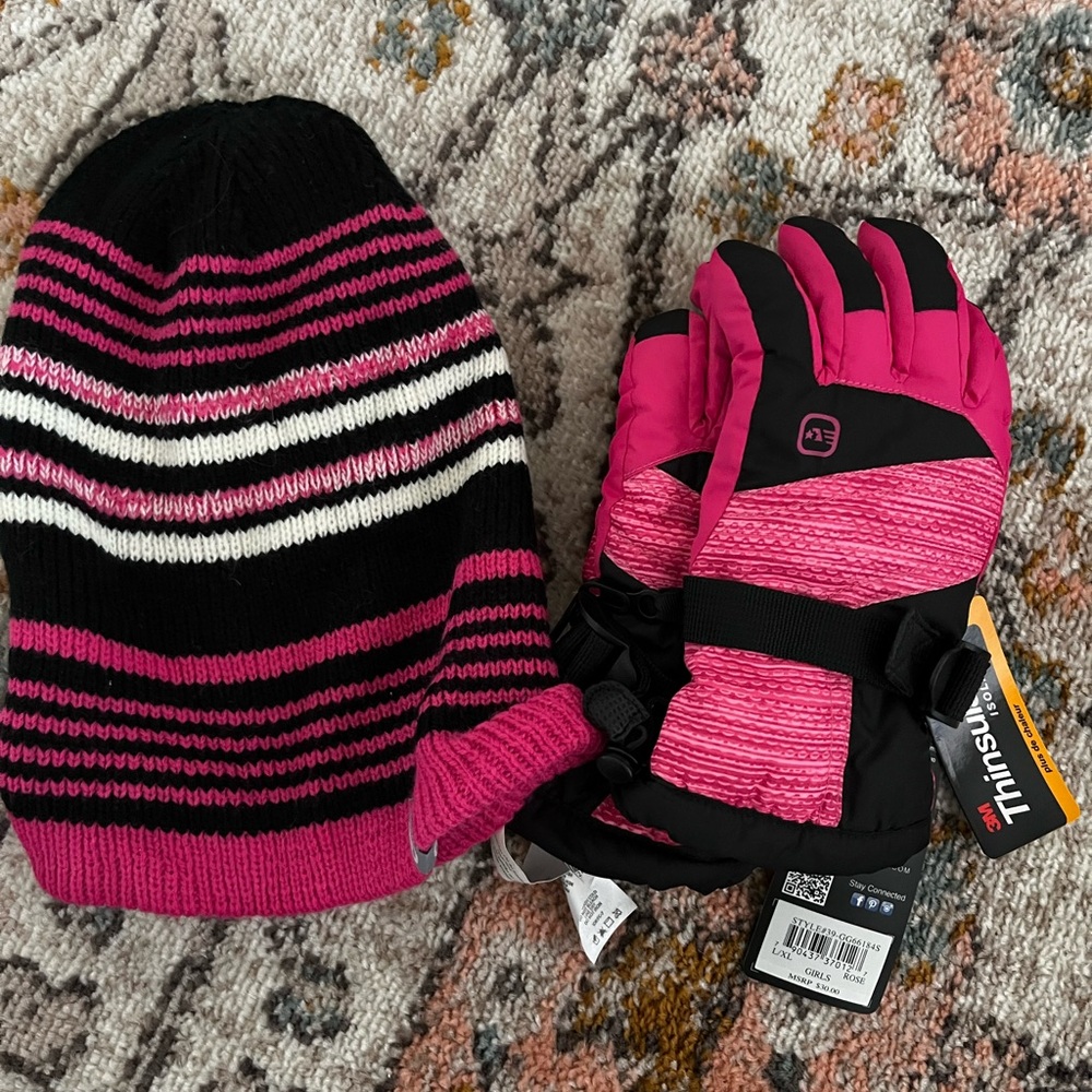 Pink & Black Girls Winter Hat & Gloves Set